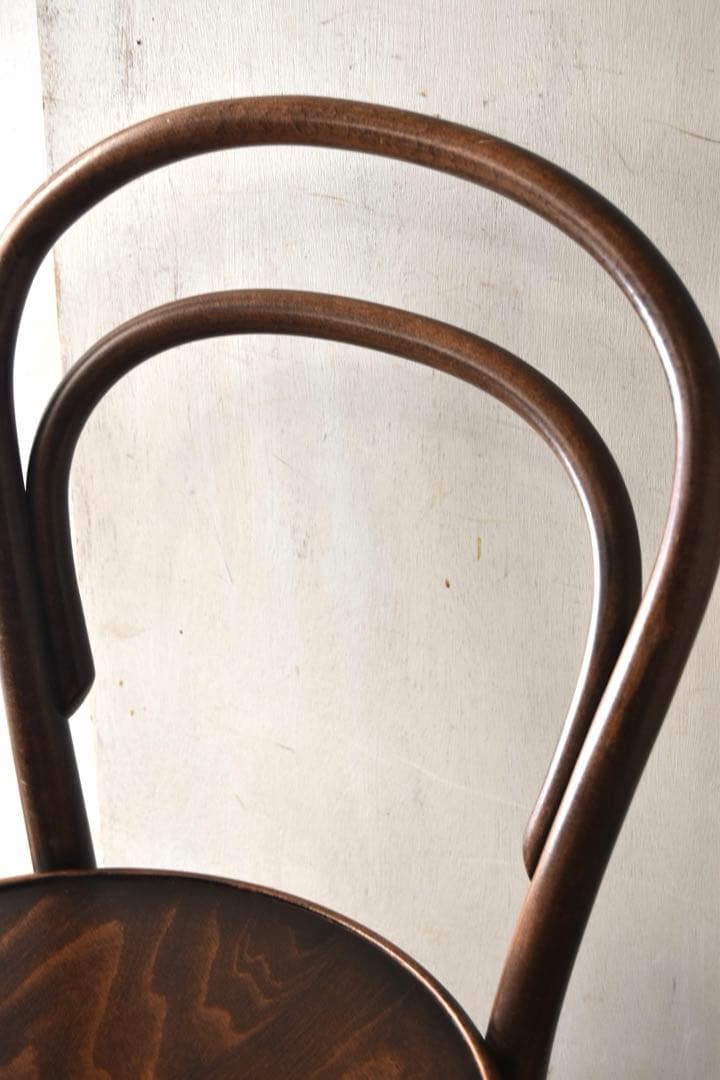 TON Bentwood chair ①