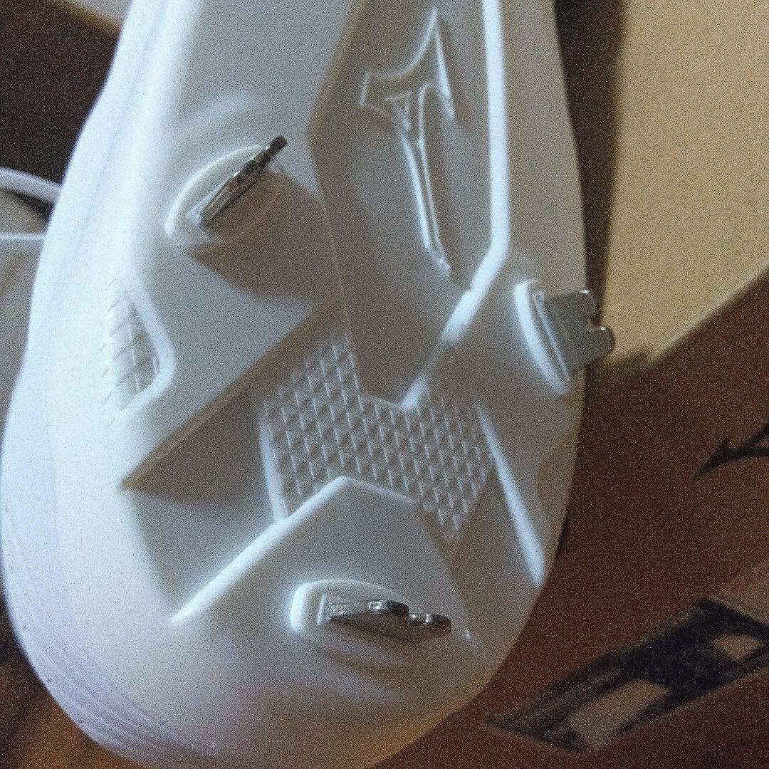 Mizuno 　ミズノプロ　試し履き数分の美品　スパイク・シューズ　白　公式野球
