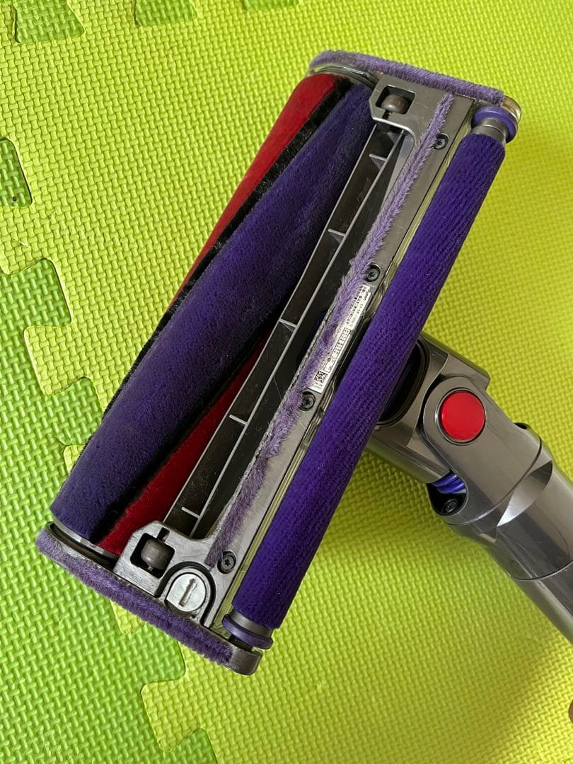 ダイソンSV12コードレスクリーナー