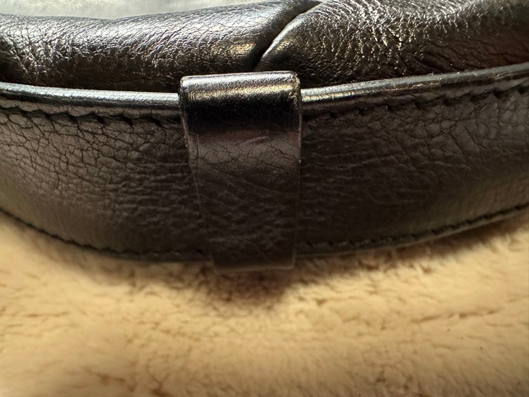 サンローラン　モンバサ