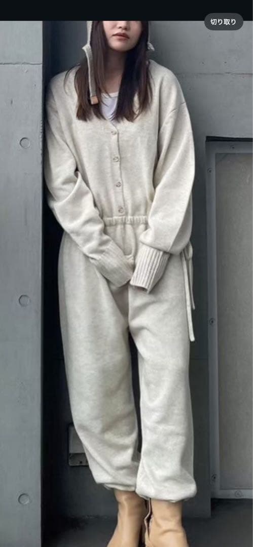 etre tokyo Vネックニットオールインワン