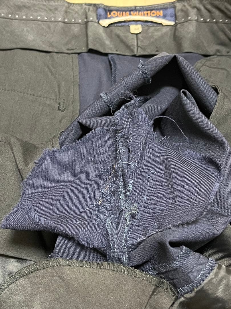 louisvuitton☆シングル2Bスーツ/紺/裏地ヴィヴィエンヌused品