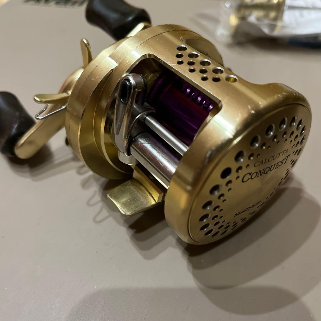 シマノ　01 カルカッタコンクエスト 100 アベイル Avail