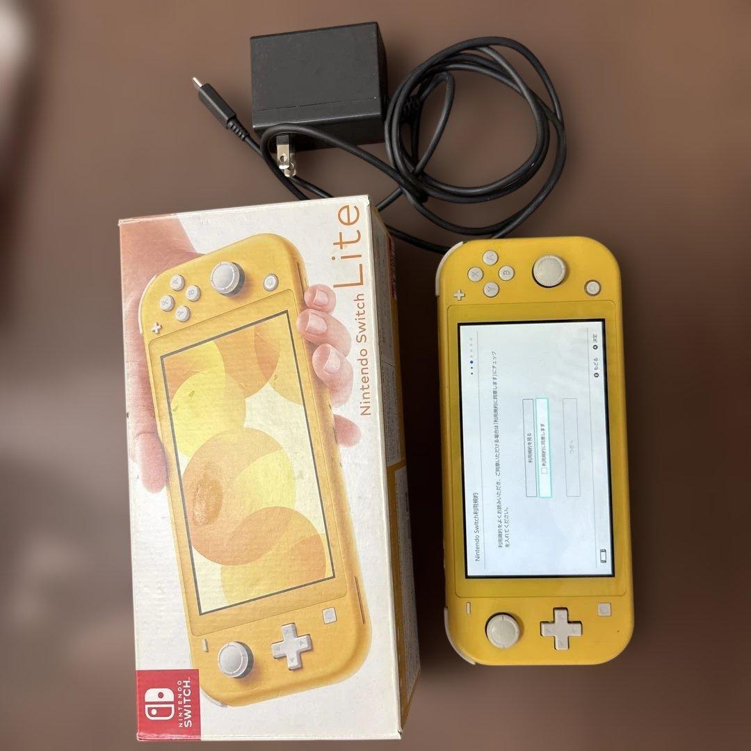 ゆち　Nintendo Switch Lite イエロー