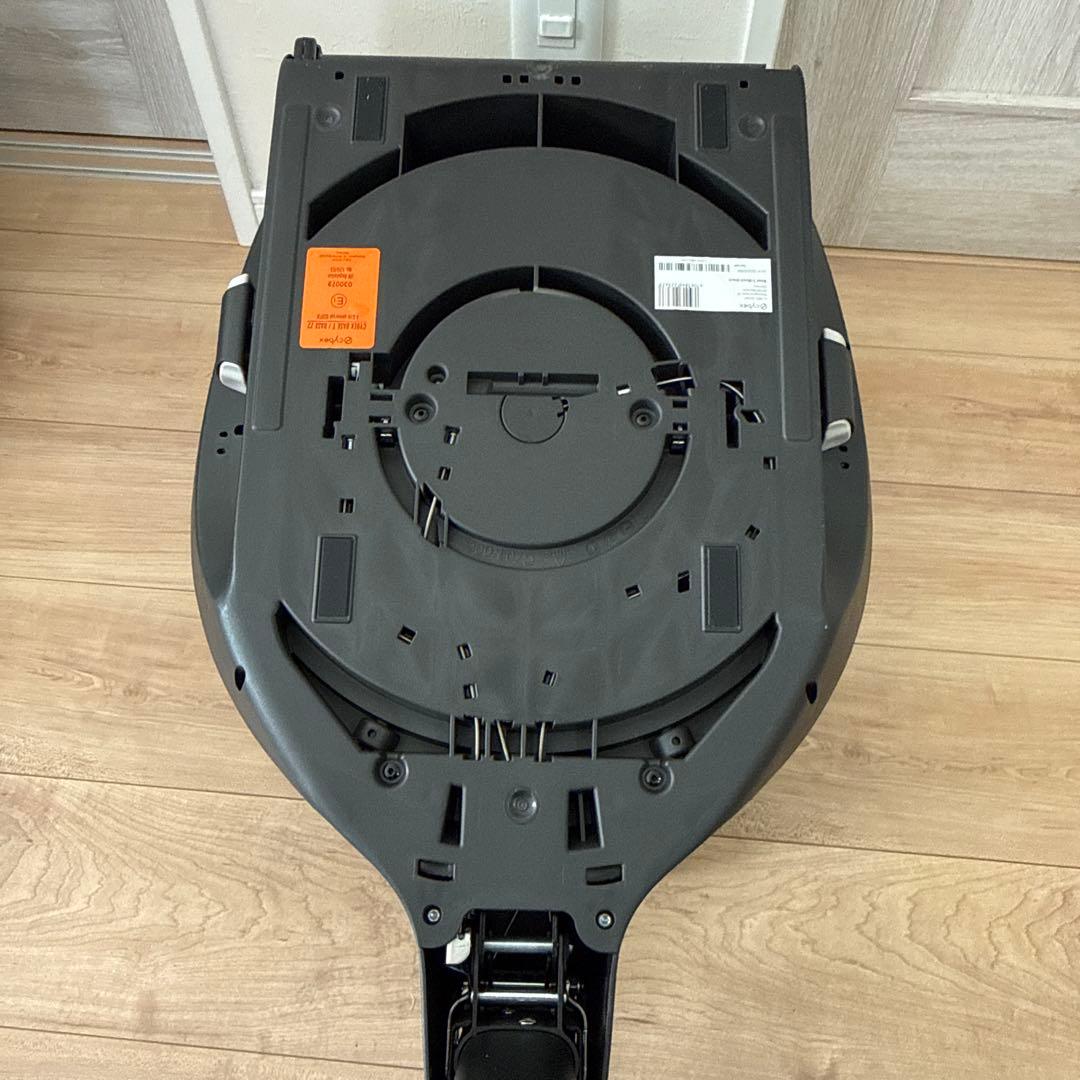 cybex チャイルドシート CLOUD T＋　ベース　カーシートアダプター