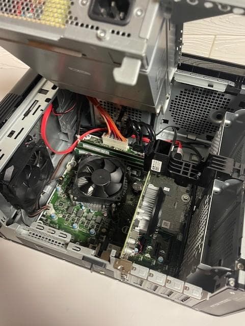 XPS8930 第八世代Core-i7/メモリ32GB/SSD256G/グラボ付