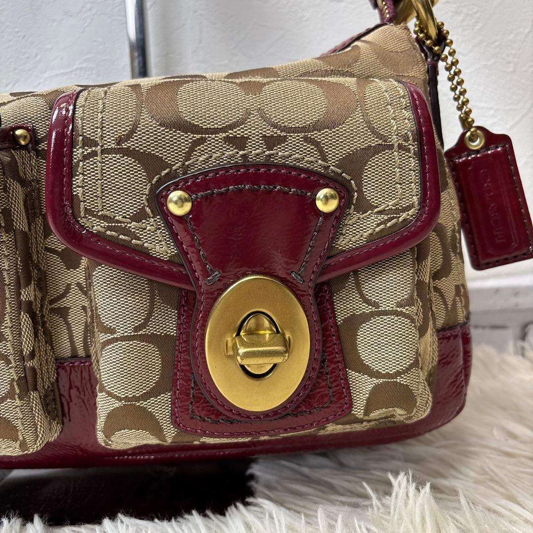 バッグ Coach Signature Legacy 65th Shoulder Bag