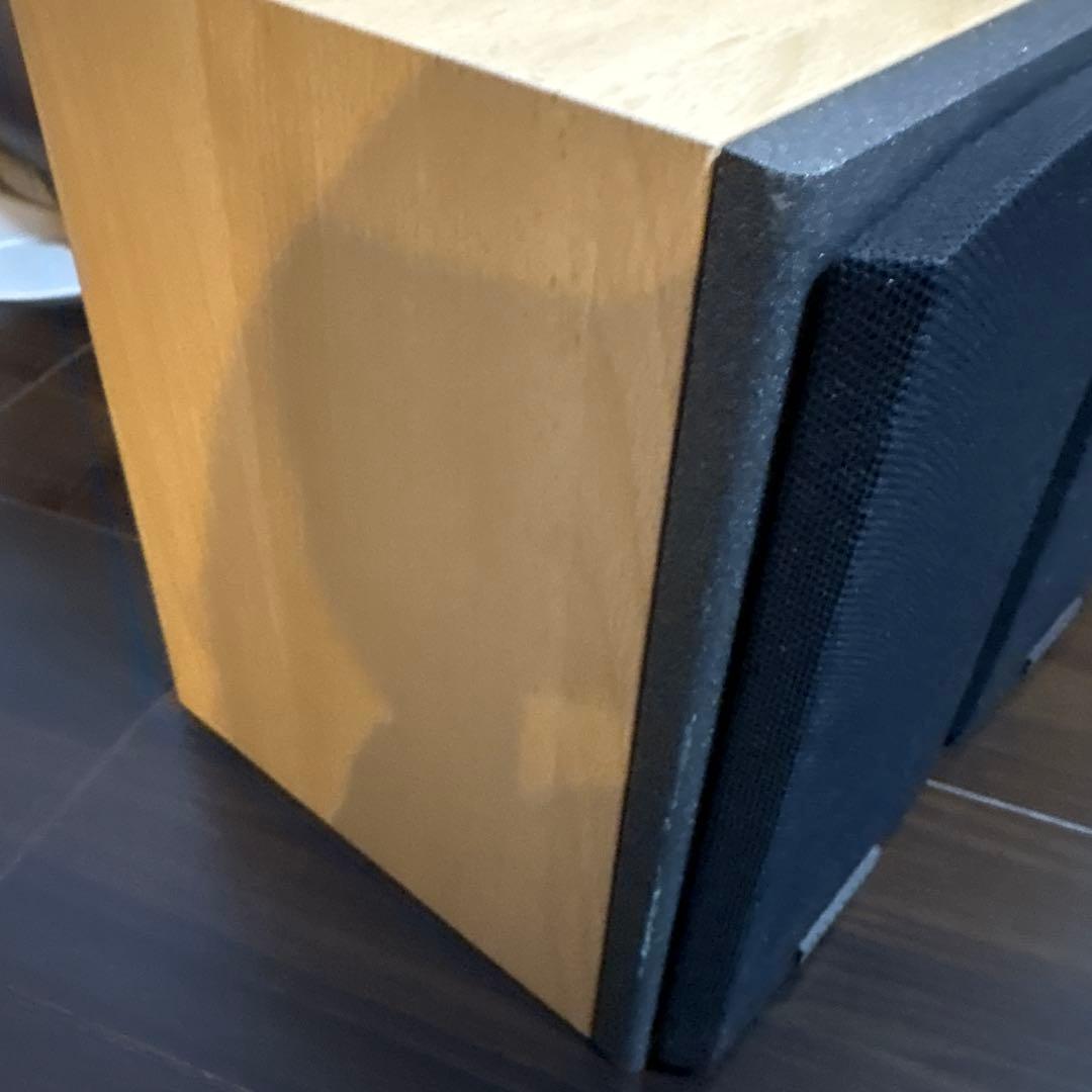 ジョーダン　エントリーS スピーカー　台座付き