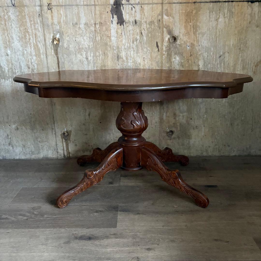 イタリア　象嵌センターテーブル　ヴィンテージ　彫刻装飾