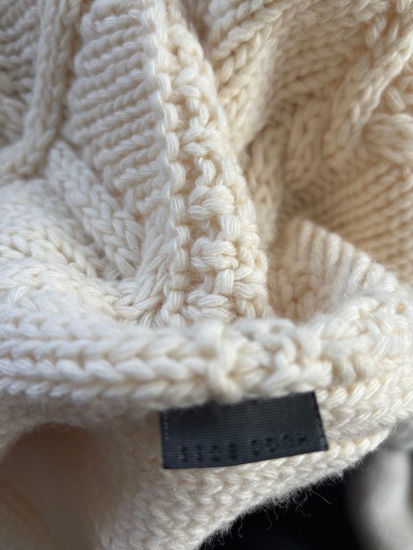 BOSS ボス Hugo Bossケーブルニットタートルネック