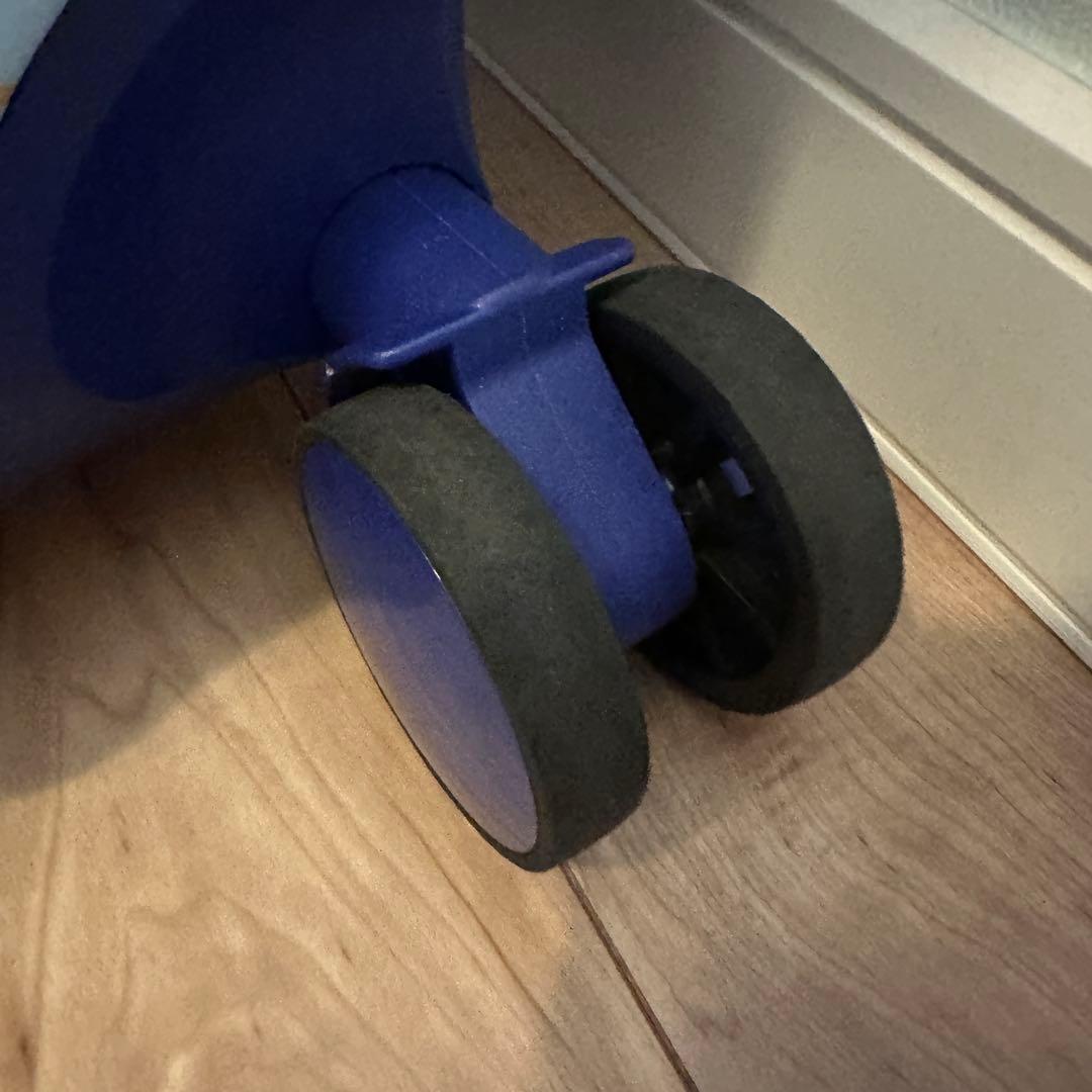 【専用】子どもが乗れる キッズキャリー　スーツケース　24インチ　M size