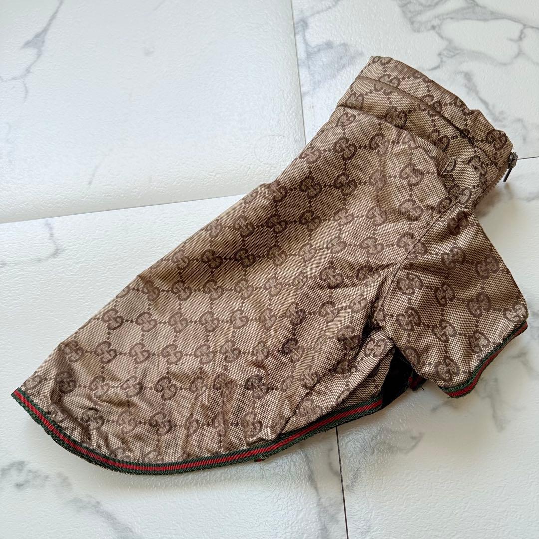 グッチ GG モノグラム ドッグウェア 犬服 小型犬　ナイロン コート