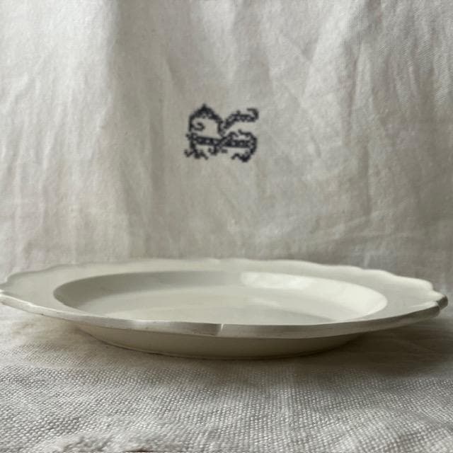 希少◆ファイアンスフィーヌ花リムプレート＃クレイユモントローオクトゴナルレリーフ