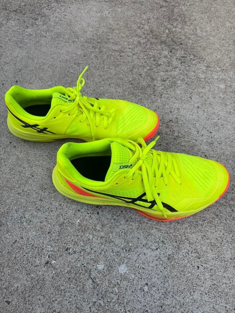 asics バレーボールシューズ 蛍光イエロー