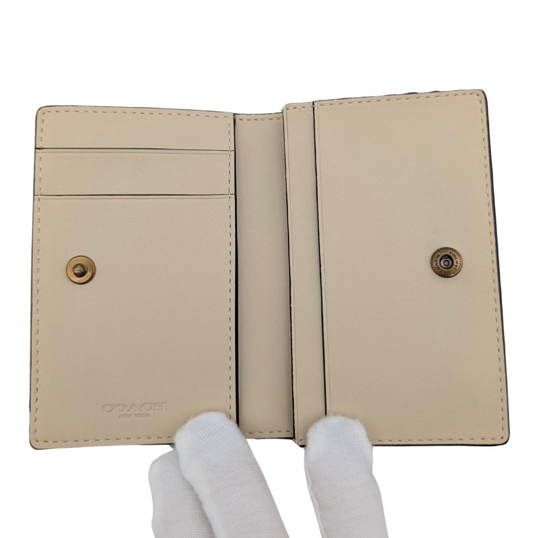 ＜未使用品＞ COACH コーチ 名刺入れ カードケース 小物 アイボリー