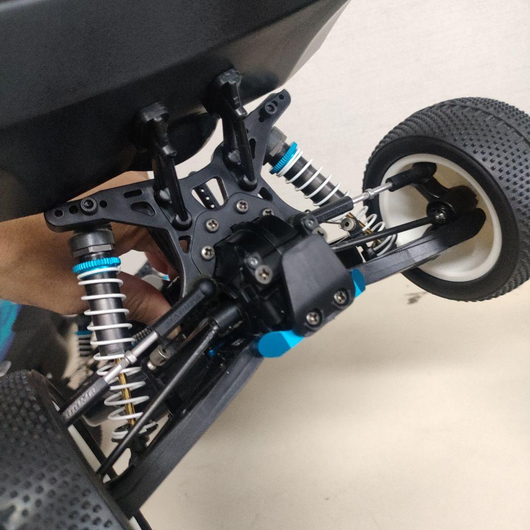 タミヤDB01シャーシ、オプション多数装備、ボディ付き