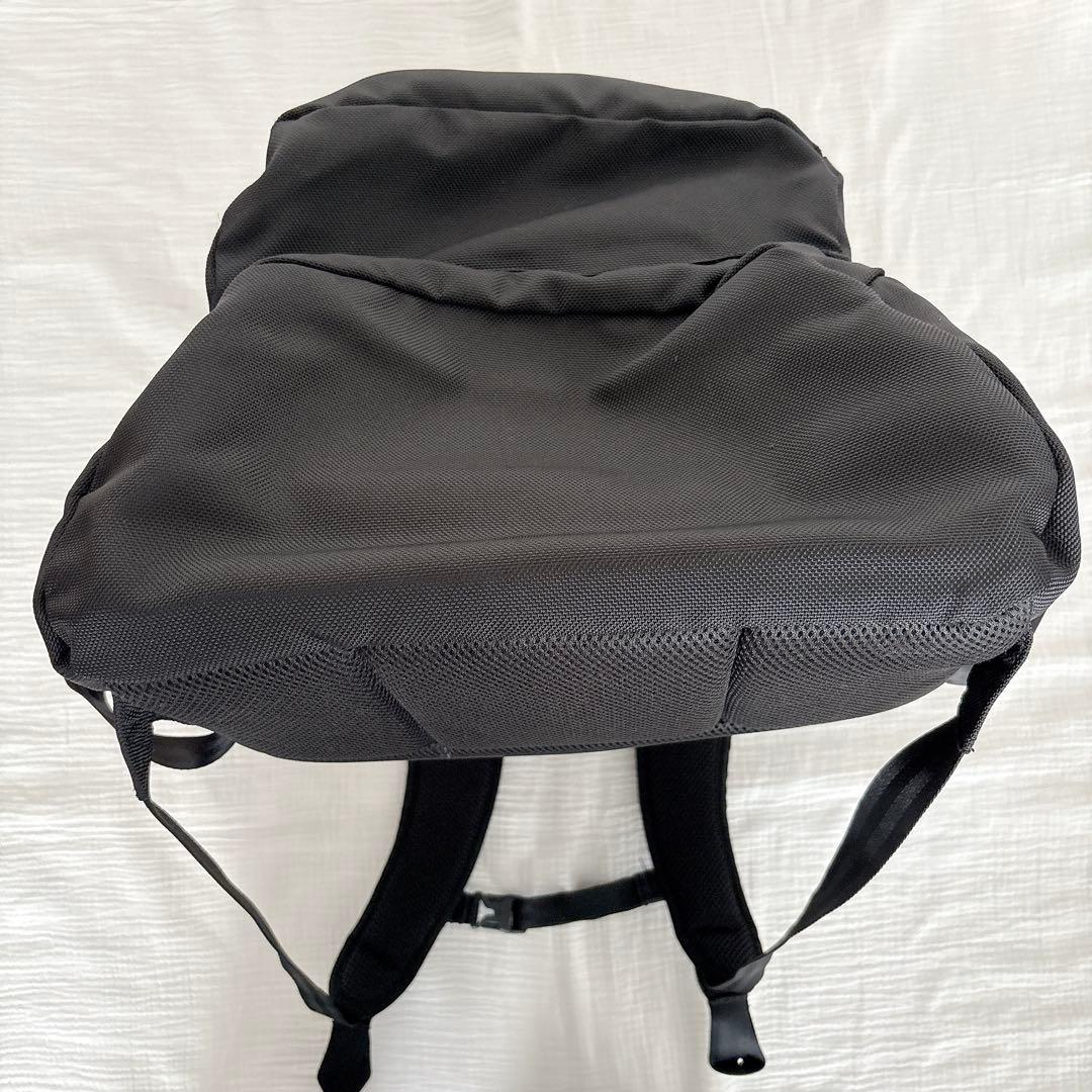 NEW ERA ニューエラ キャリアパック 35L ブラック バックパック大容量
