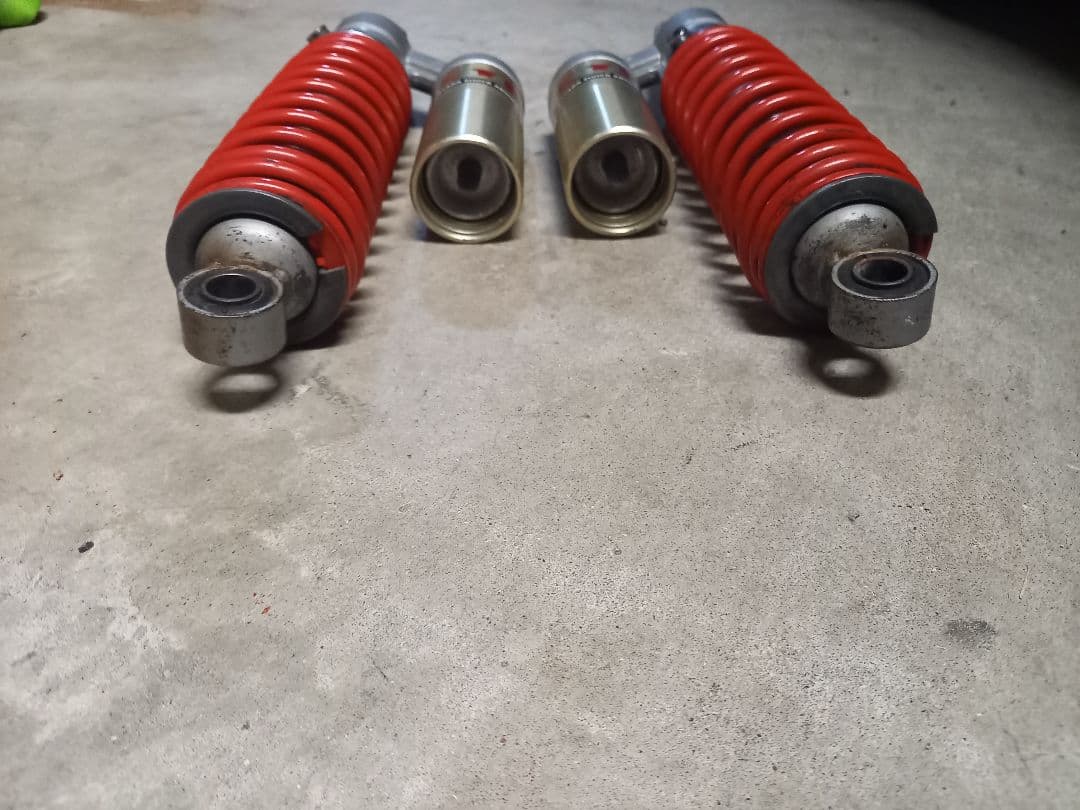 GSX400 インパルス リアサス　カヤバ　XJR ZRX CB400SF