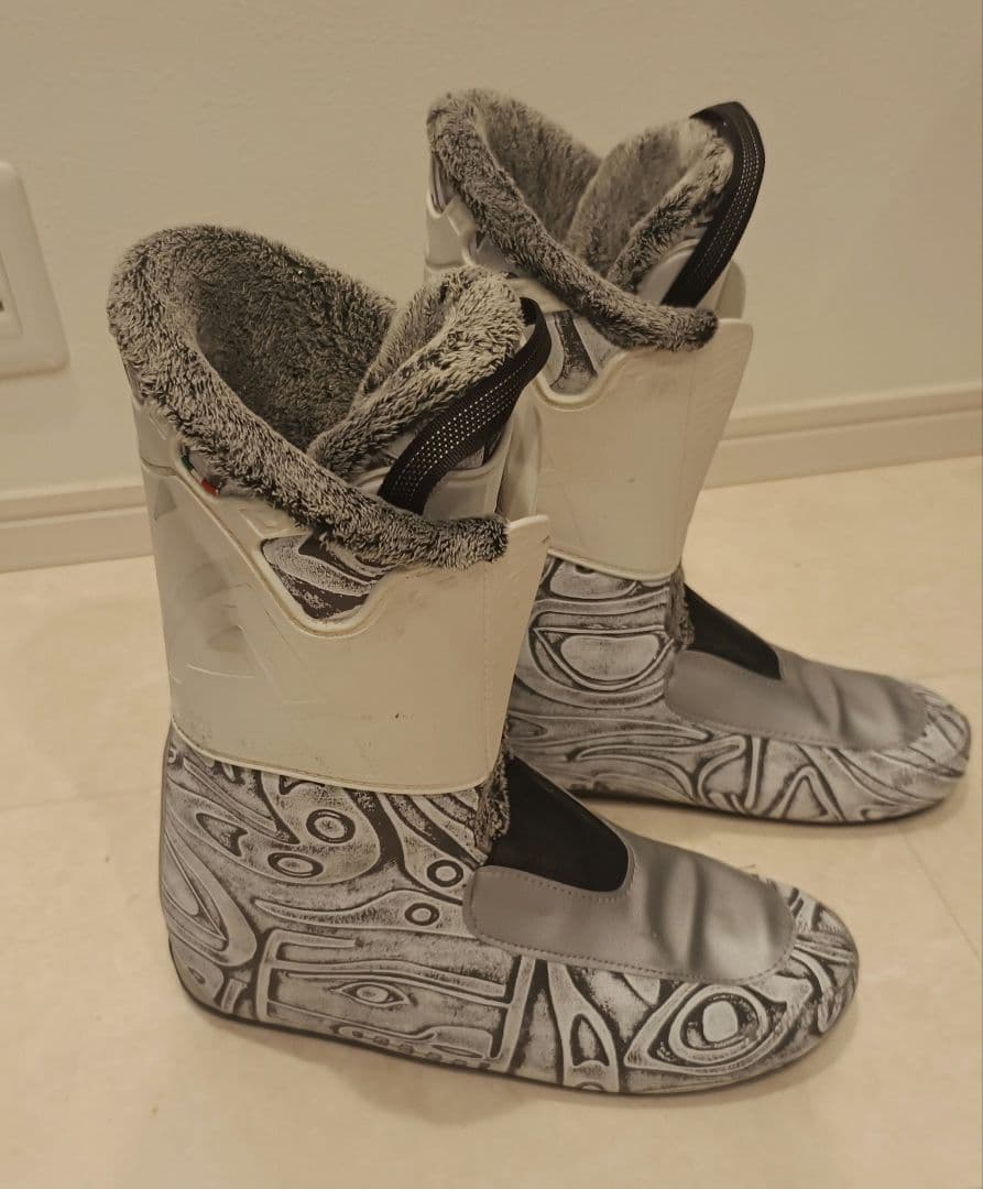 Dalbello Voodoo 29.5cm ソール長337mm スキーブーツ