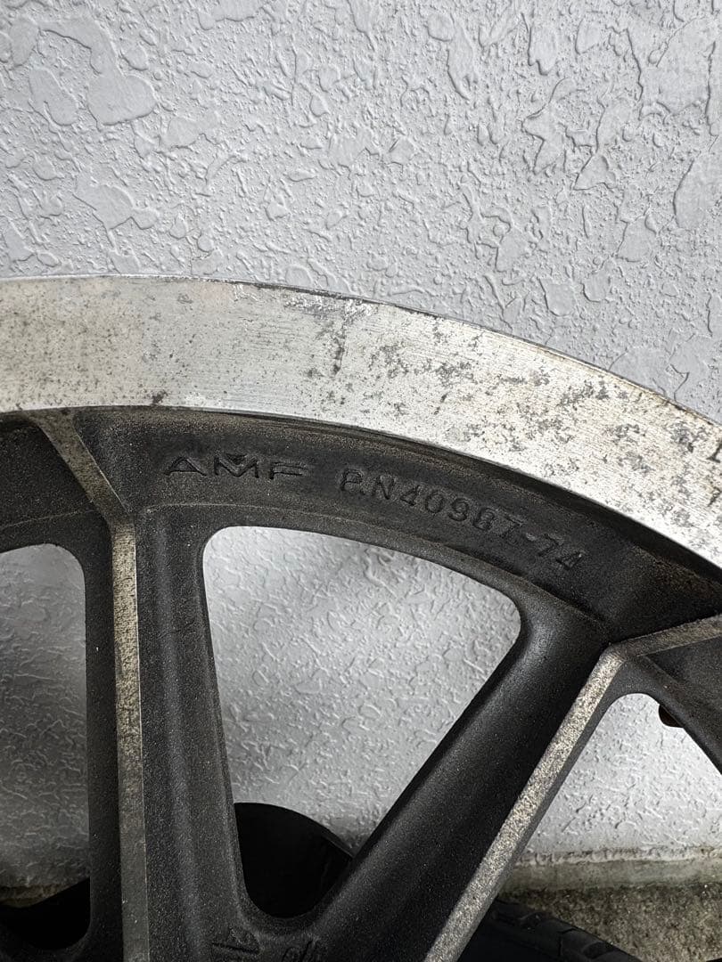 ショベルヘッド　9キャストホイール前後セット16インチ19インチ