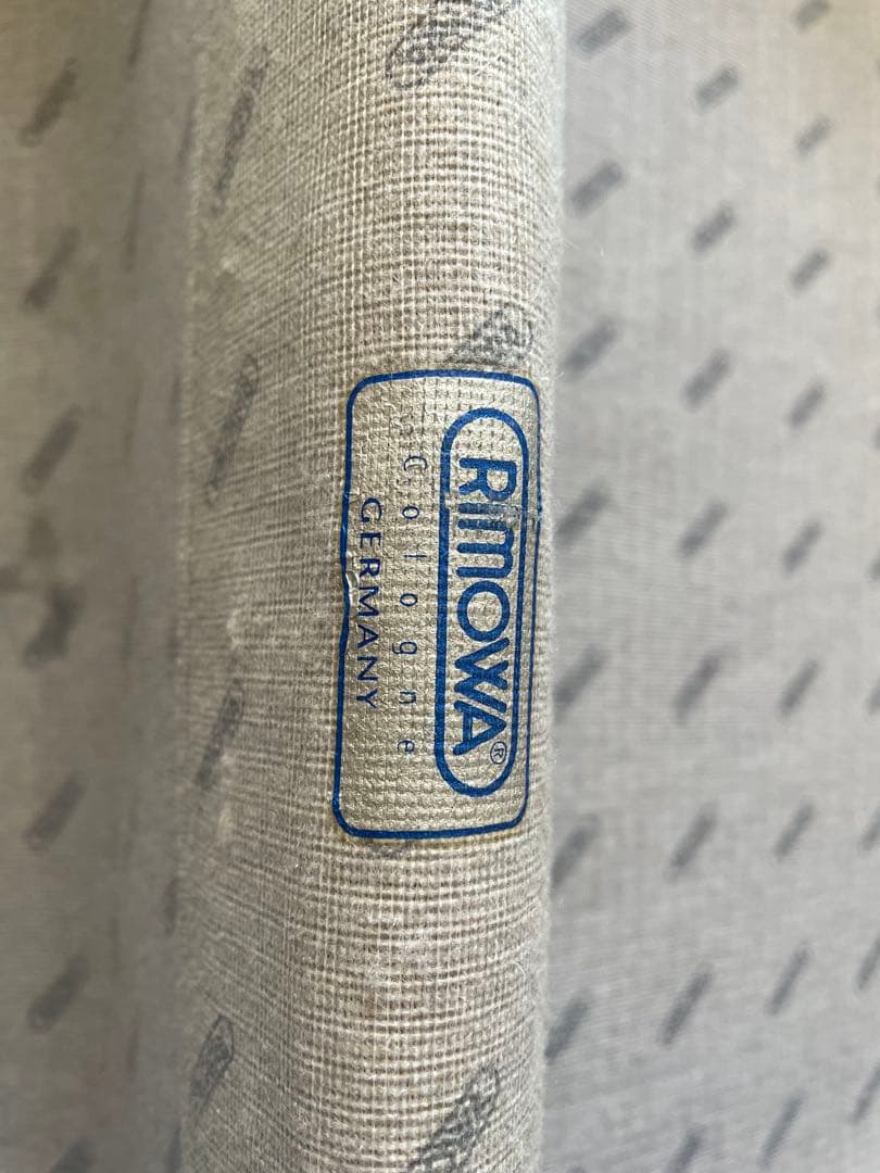 【匿名便】RIMOWA ビンテージ　レッド キャリーケース 大容量