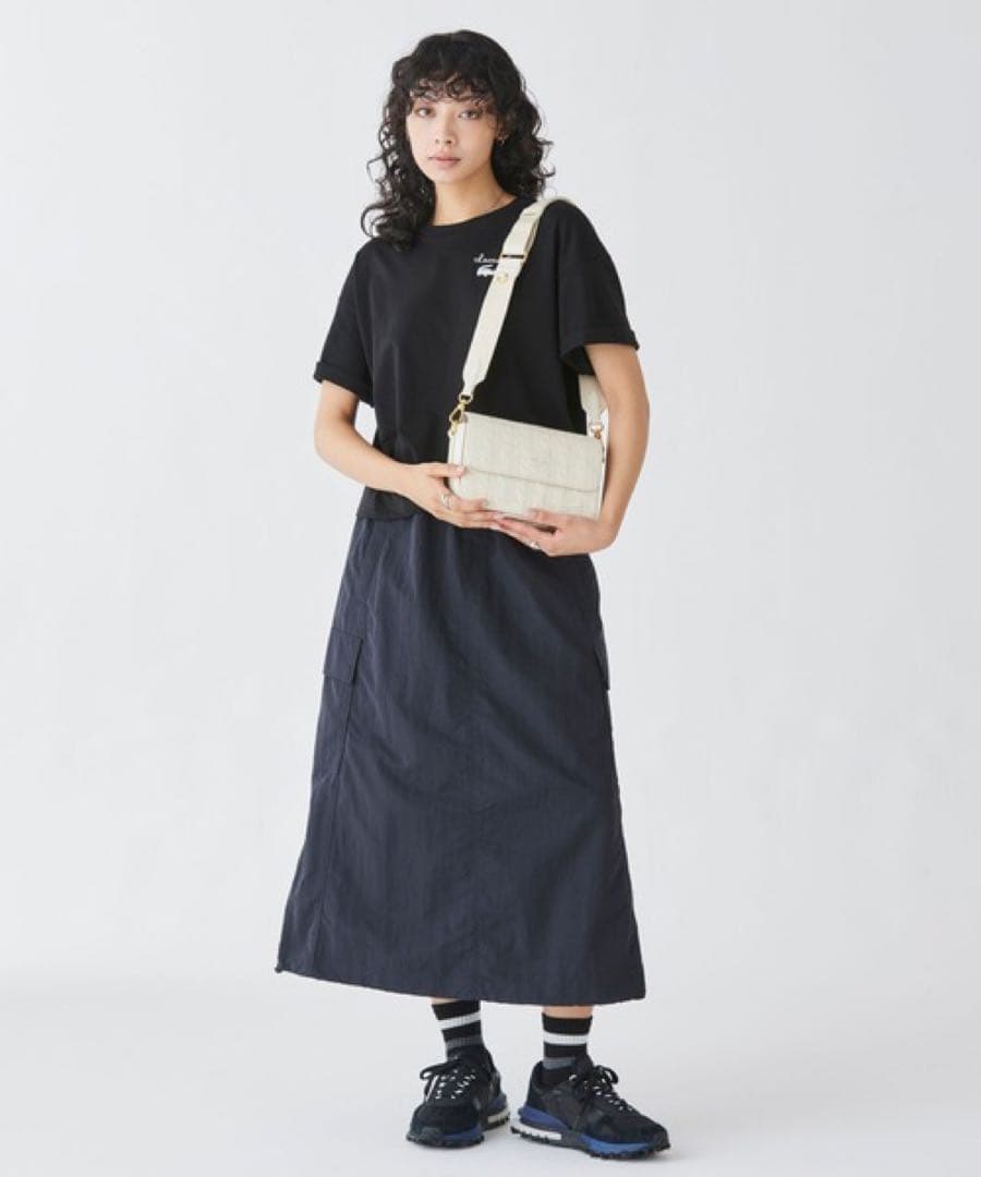 ラコステ　マヘキ レザーメッセンジャーバッグ / ショルダーバッグ　新品未使用