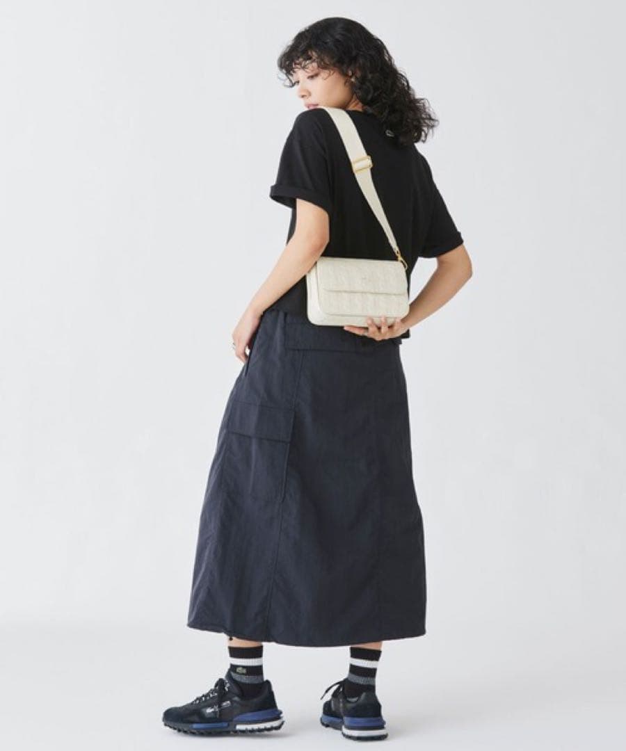 ラコステ　マヘキ レザーメッセンジャーバッグ / ショルダーバッグ　新品未使用