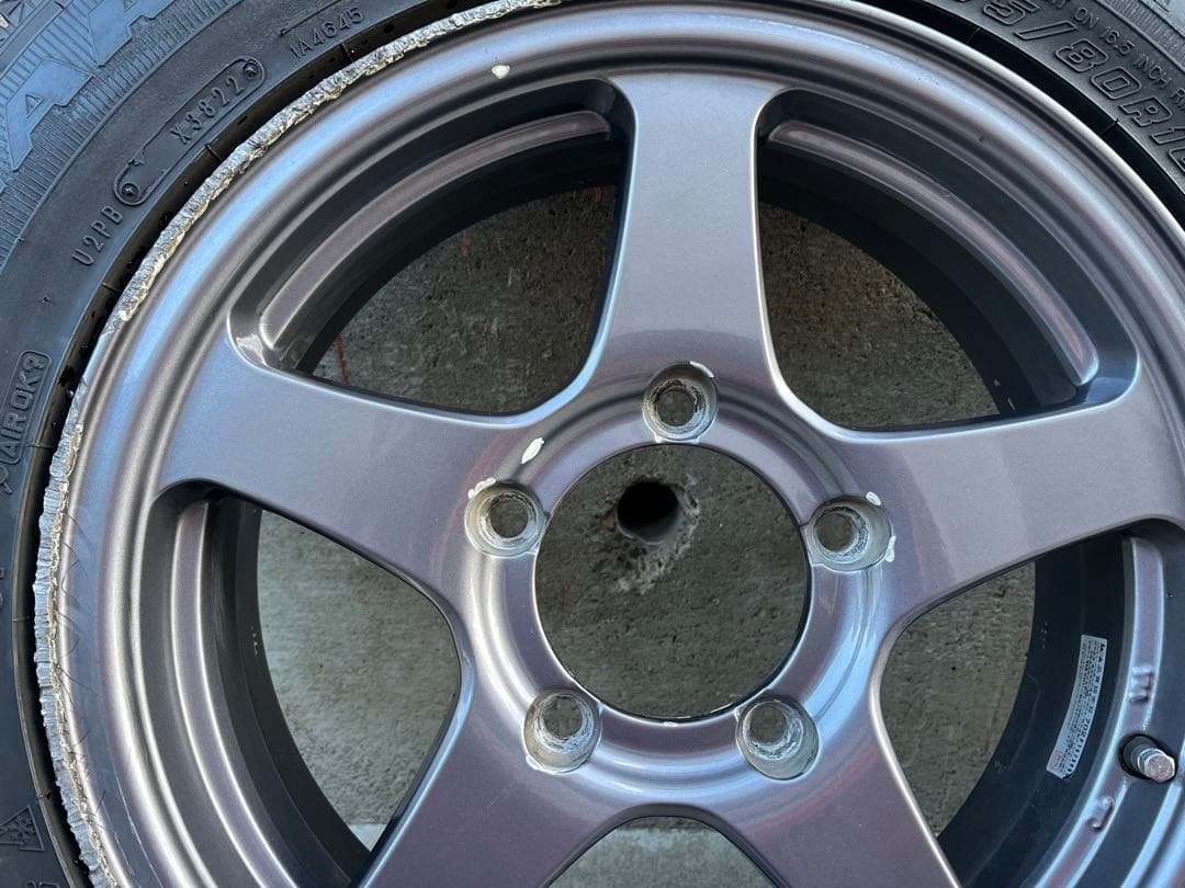 ジムニー　スタッドレスタイヤホイール4本セット　グッドイヤーアイスナビ　22年製