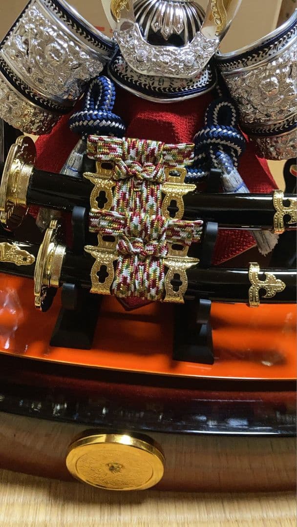 送料無料！　五月人形 兜と刀のセット