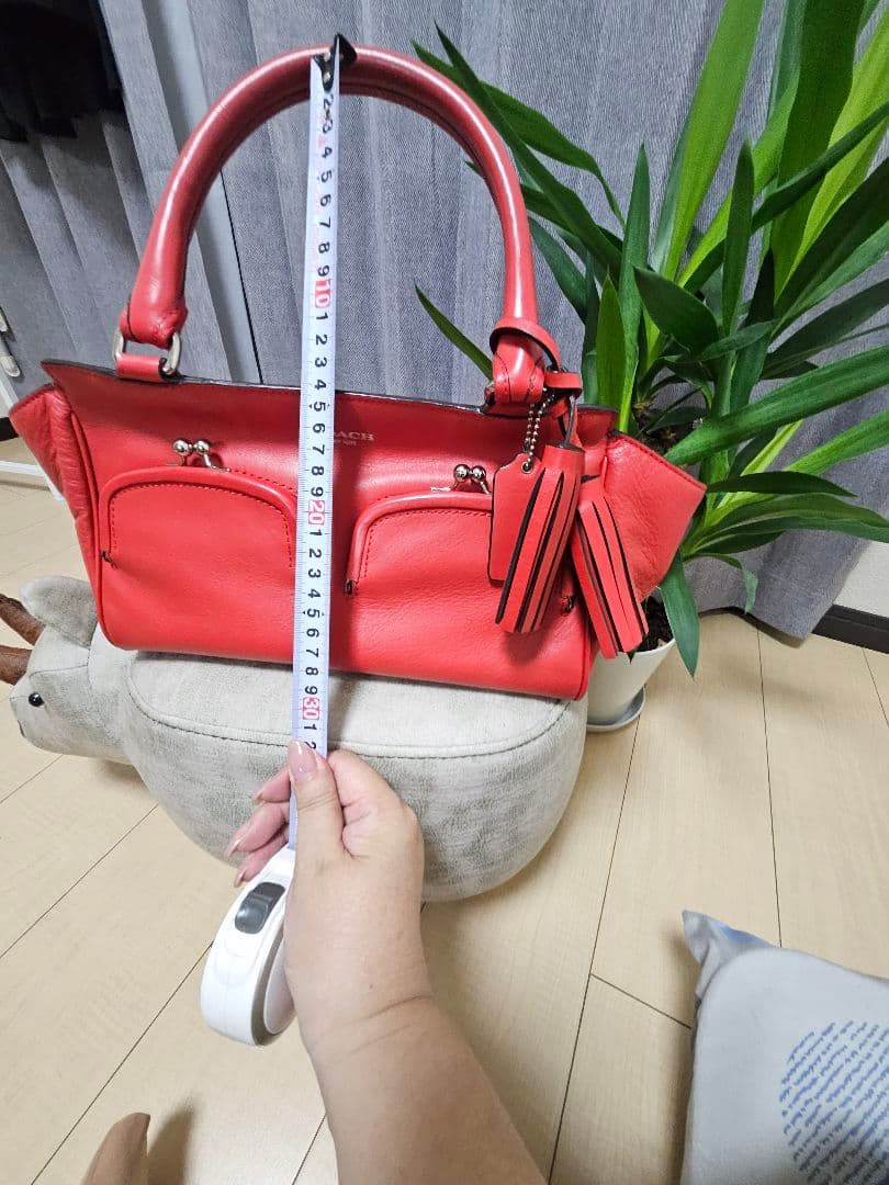 美品　COACH 赤 ハンドバッグ 高さ約23cm
