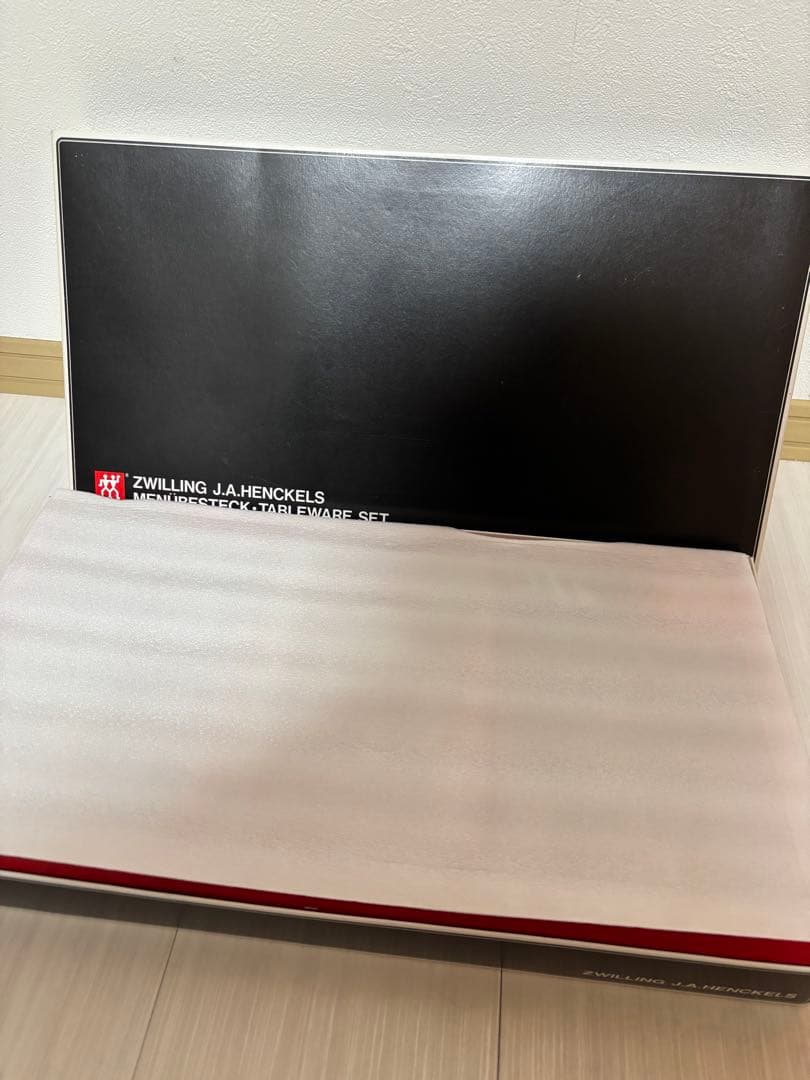 ヘンケルス　カトラリーセット　24P