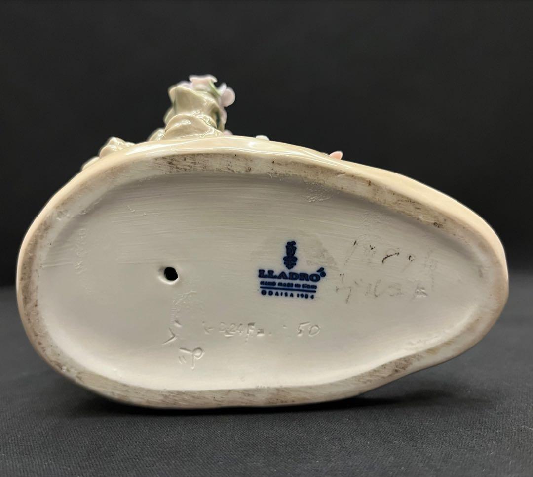 g*o様 リヤドロ LLADRO 陶器人形「にらみ合い 猫 蛙 花」フィギュリン