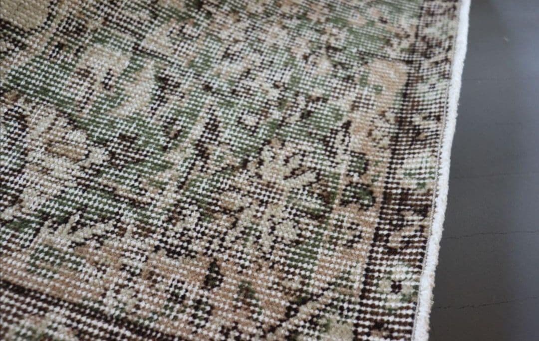 ボタニカルbeige ヴィンテージラグ　トルコラグ　ウィリアムモリス　アクタス