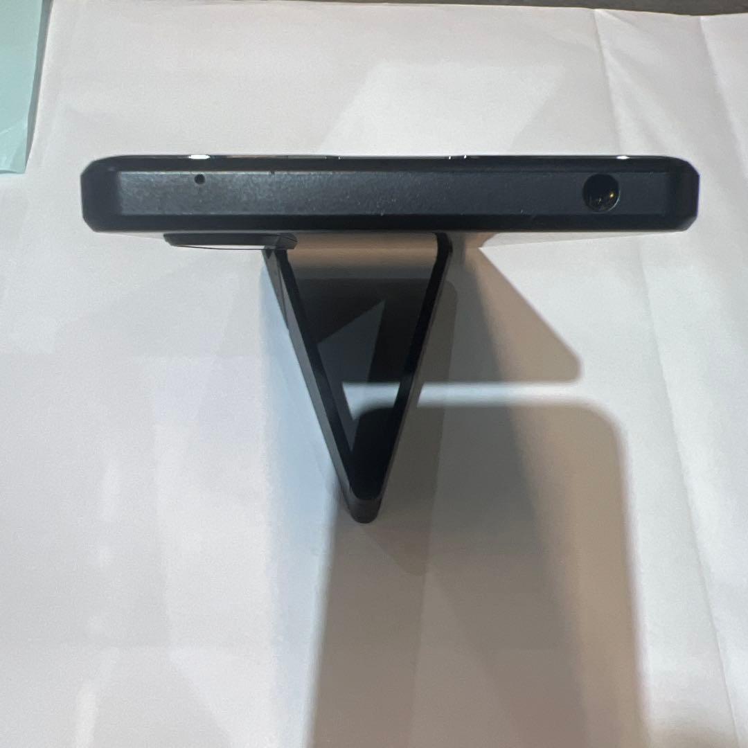 E42 AU SIM解除済みXperia1 III 256GB