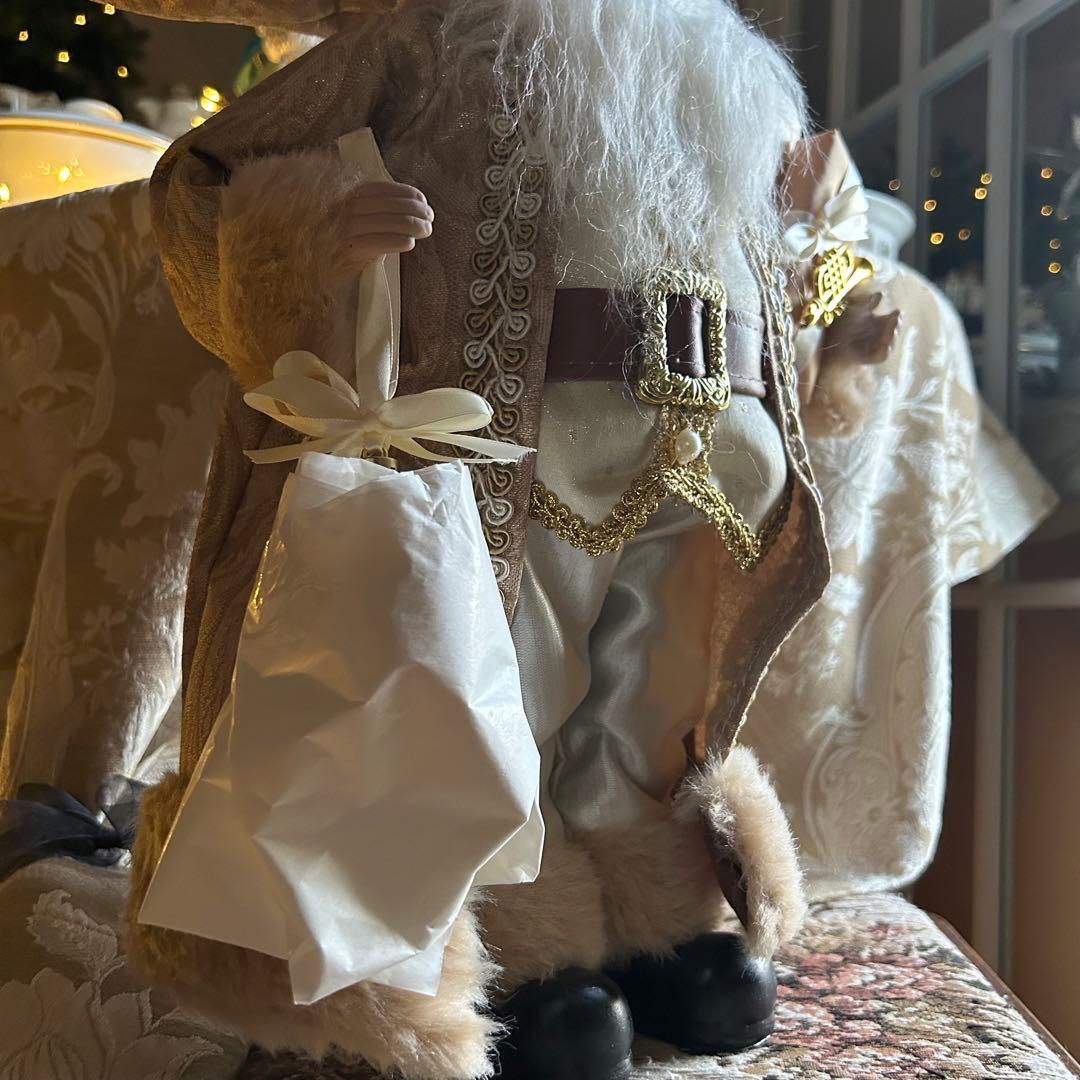 フレンチエレガントꕤ.。ゴールドとパールが奏でる大人のサンタクロースドール