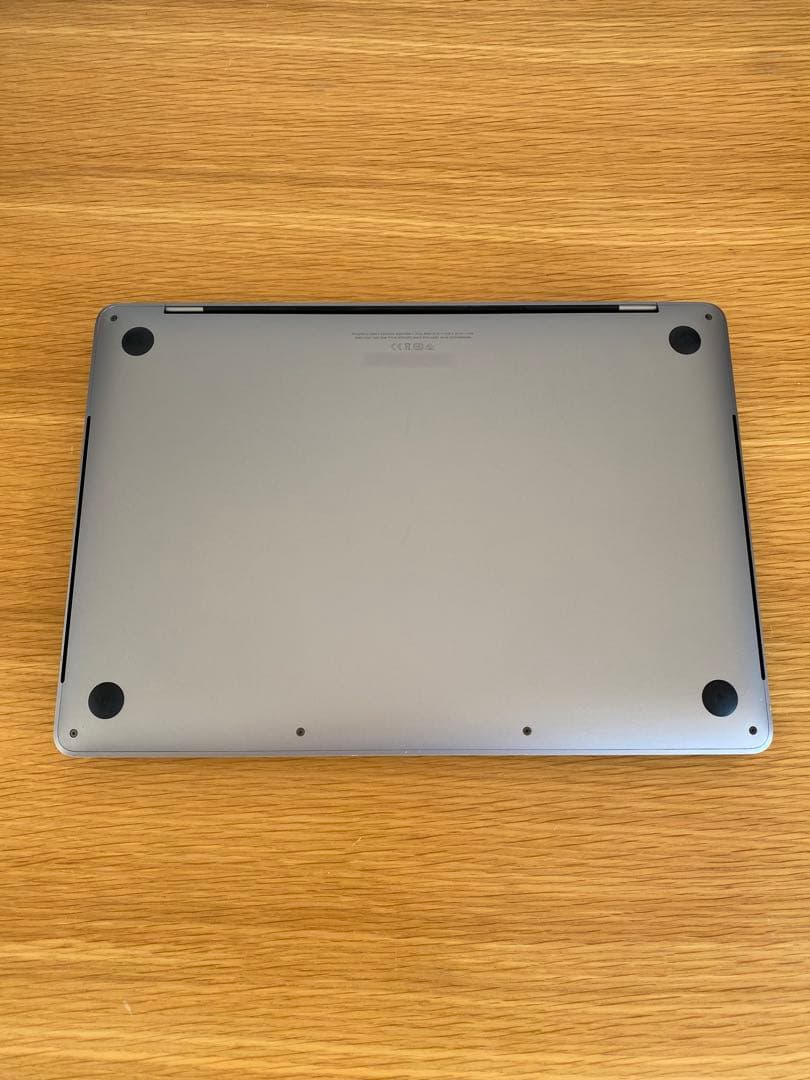 MacBook Pro 2020 高性能 1TB大容量　　MacBook本体