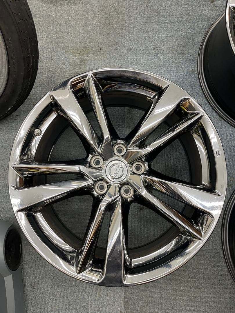 日産　純正　スカイライン　RV37 400R 19 4本　空気圧センサー付き