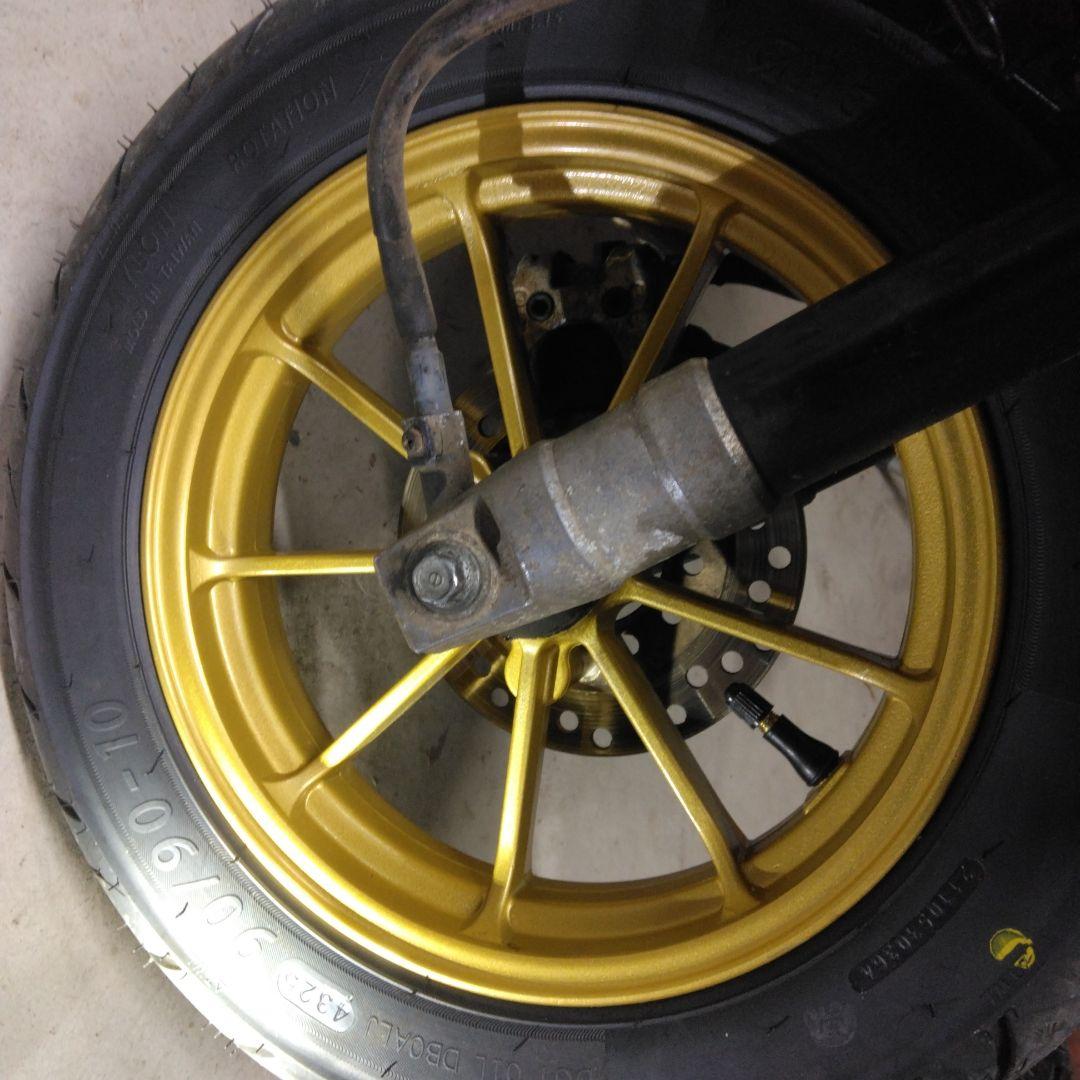 ①フロント　10インチホイール　タイヤ　ディスクホイール　ホンダライブディオZX