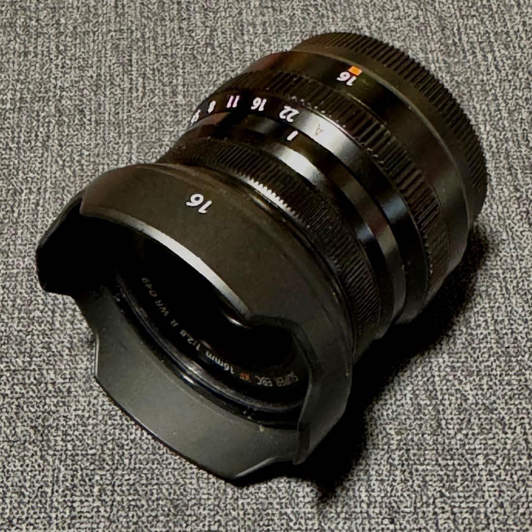 美品　フジフィルム　Fujinon XF 16mm F2.8 R WR