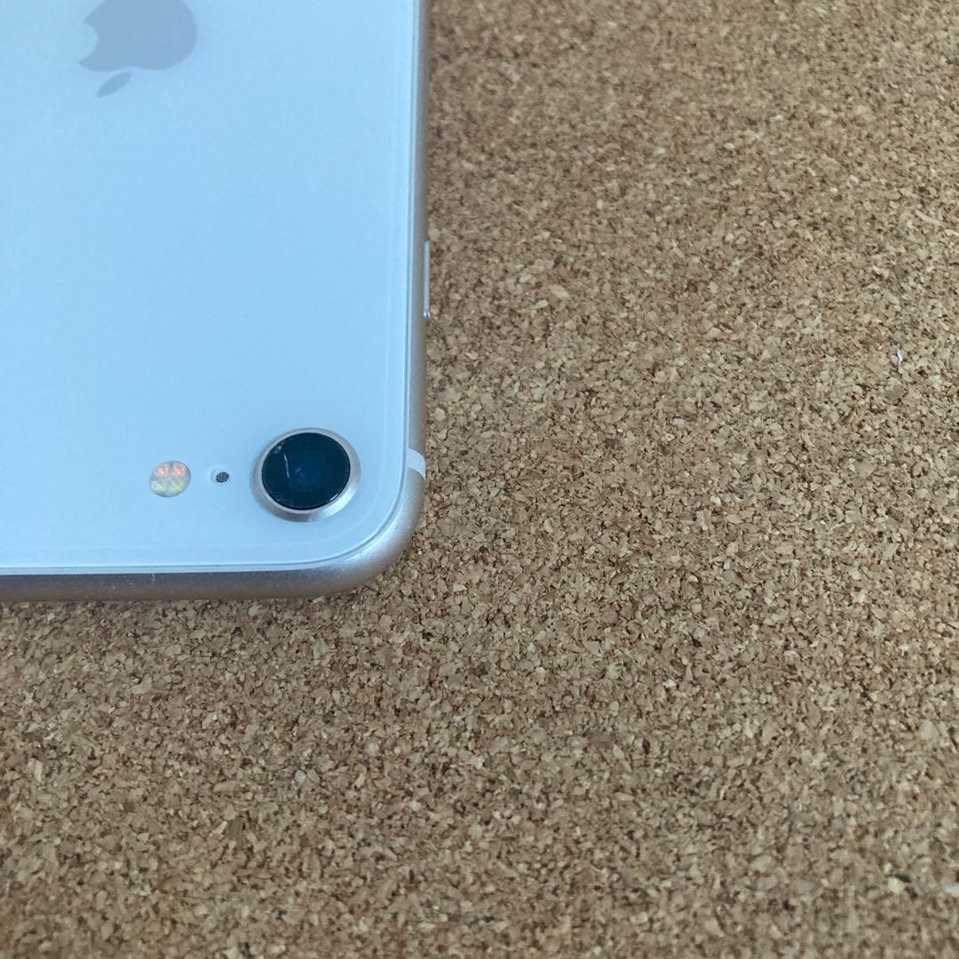 4024【早い者勝ち】電池新品☆iPhoneSE3 64GB SIMフリー☆