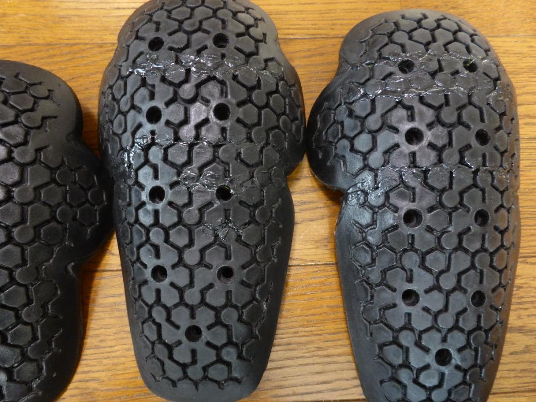 BERIK レーザージャケット ホワイト インナー プロテクター付き