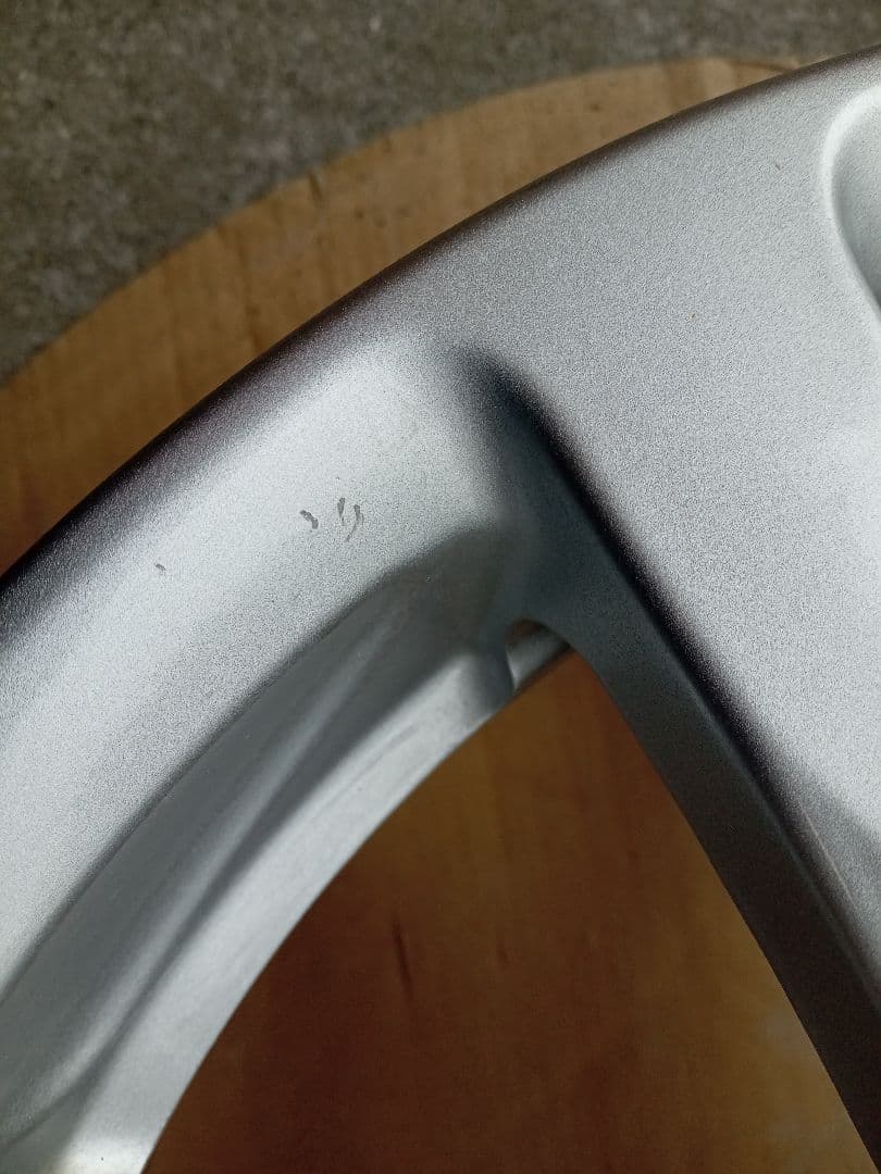 ダイハツ純正１４インチホイール