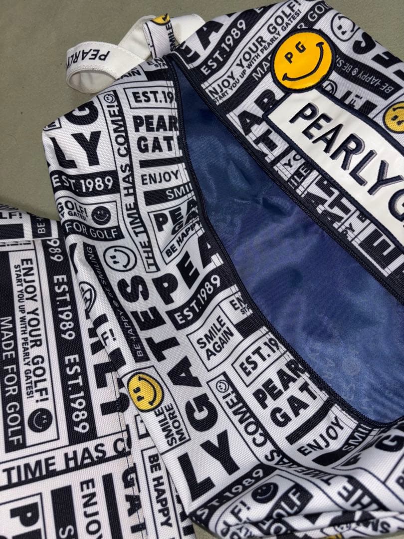 （大ちゃん）パーリーゲイツ、ニュースペーパー柄、ロッカーバッグとセット