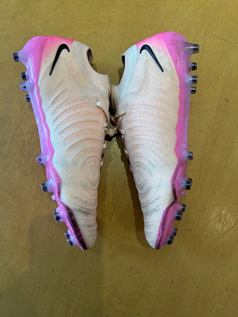 Nike サッカーシューズ ファントムGX2エリート