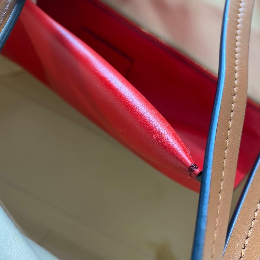 ヴァレンティノ ロックスタッズ 付き かごバッグ