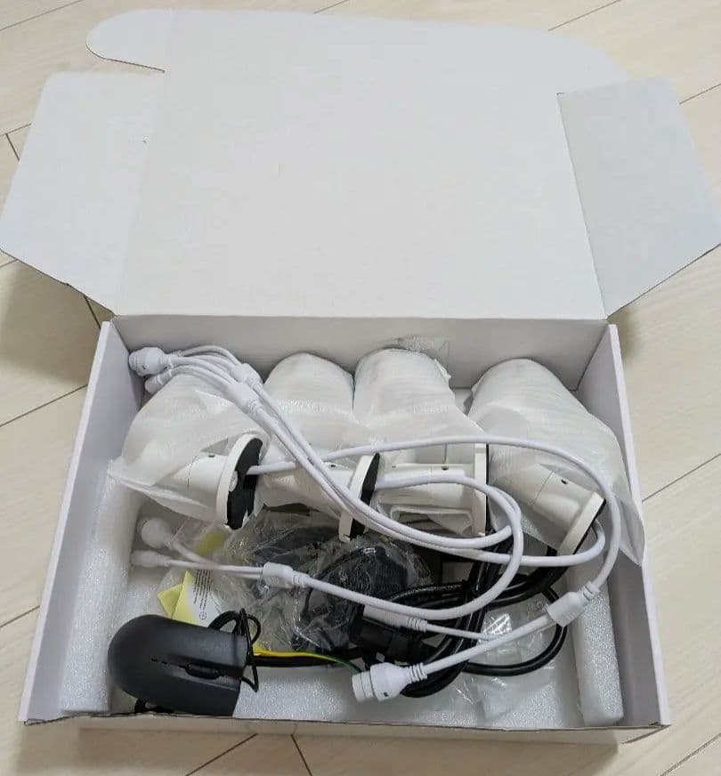 防犯カメラ4台 レコーダ付 有線