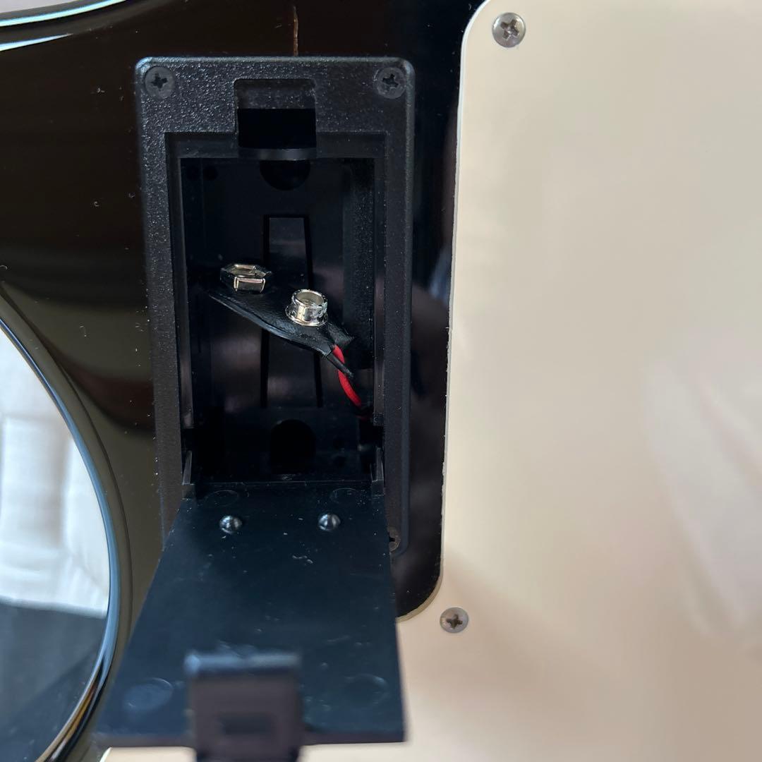 Fernandes ZO-3ST 芸達者 アンプ内蔵ギター