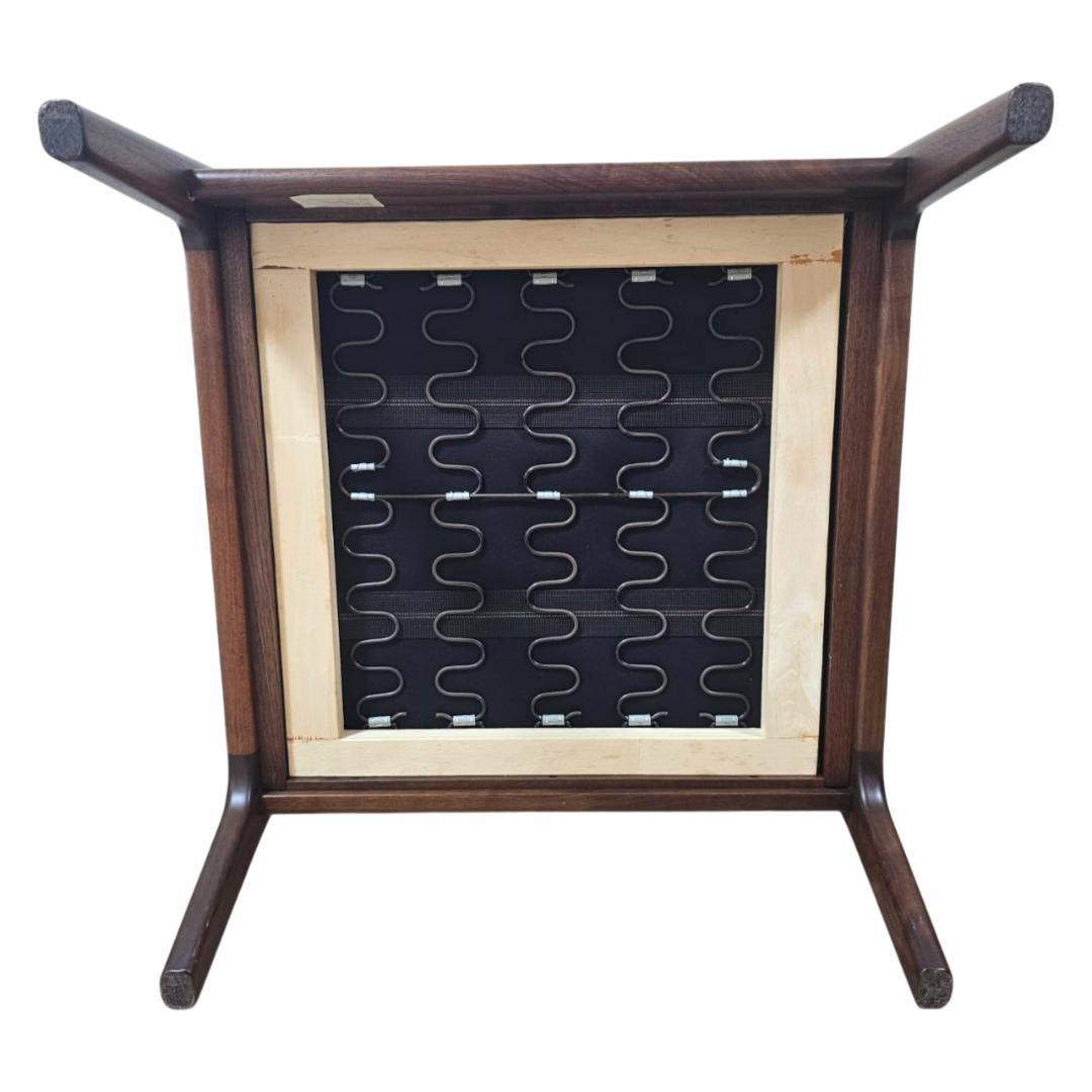 【美品】起立木工 ノルディ アームチェア① 黒 ウォールナット 椅子 レザー調