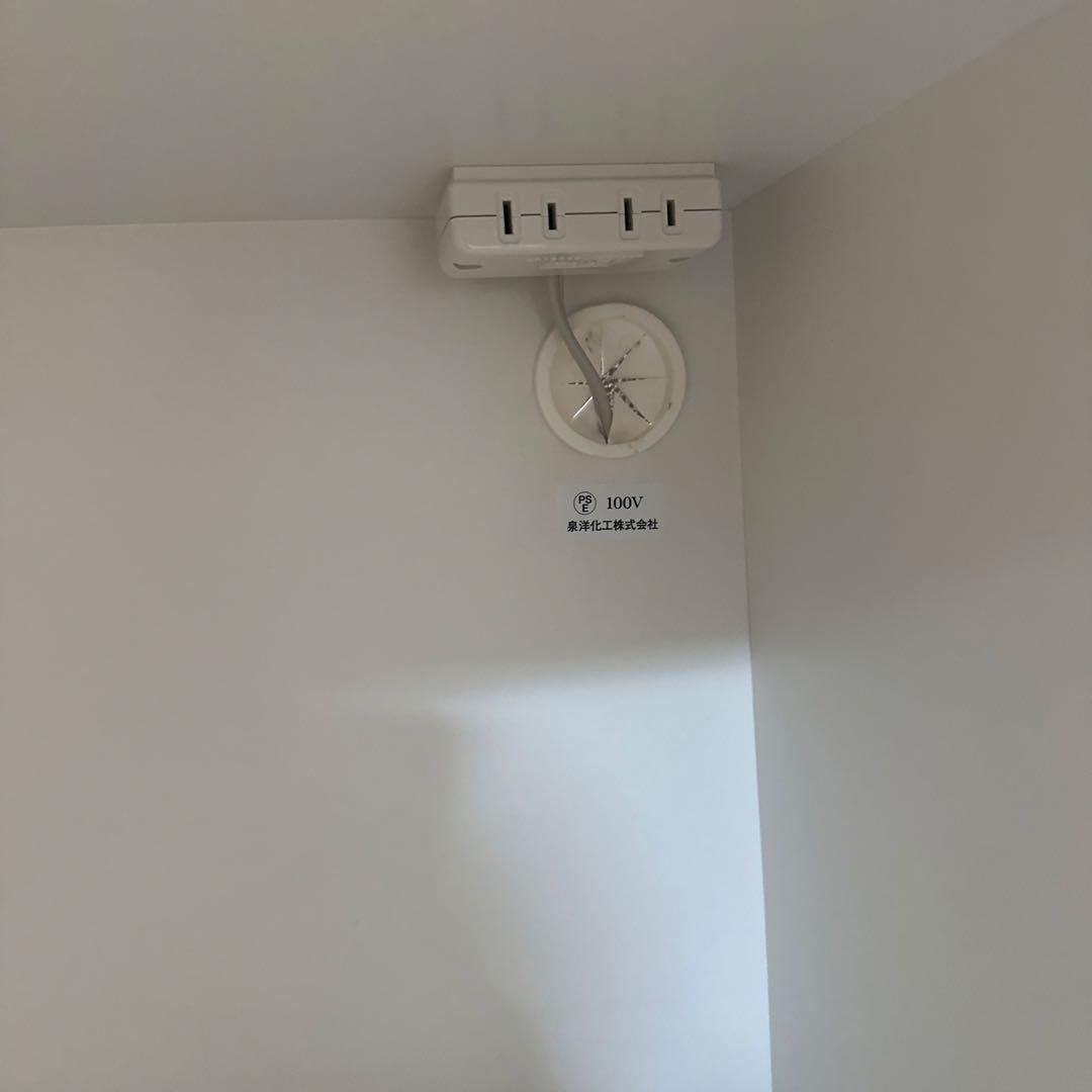 食器棚　160 泉洋化工　ホワイト　鏡面加工