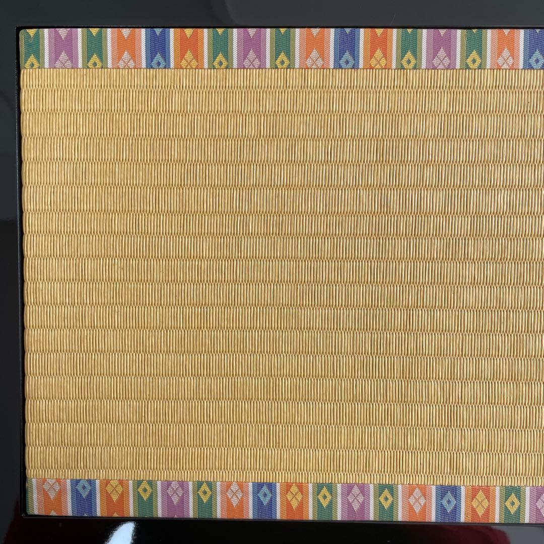 雛人形　親王飾り　収納箱　黒色木製　雛人形飾り台のみ　金色装飾